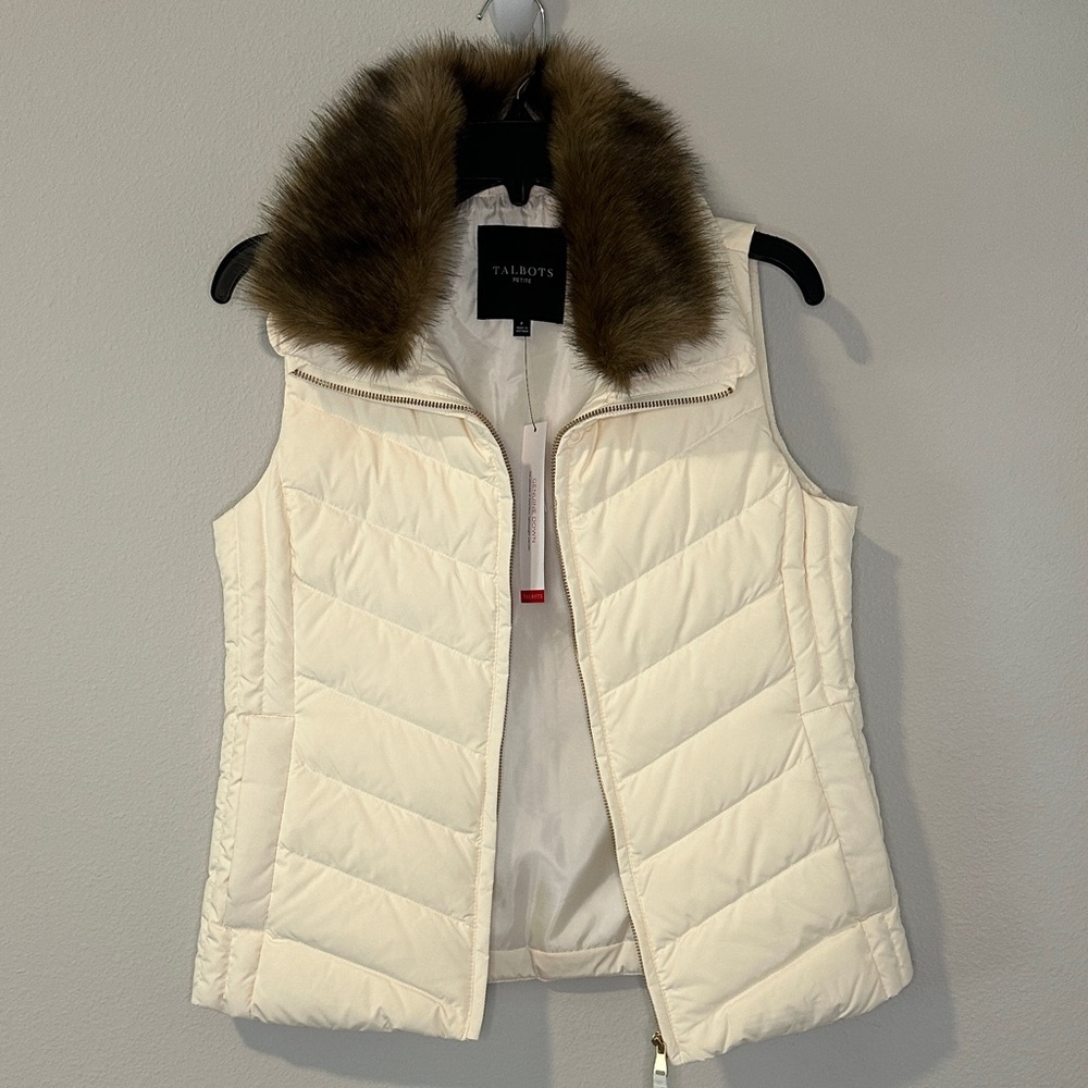 Talbots Ivory Quilted Vest with Brown Detachable Faux Fur Collar petite sm/md